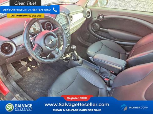 Used 2013 MINI Cooper Hardtop image 2