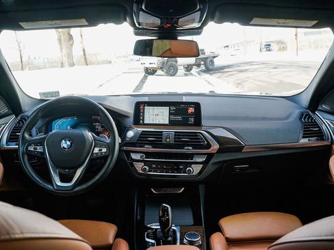 Used 2020 BMW X3 xDrive30i w/ Premium Package image 11