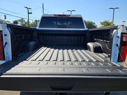 New 2026 GMC Sierra 2500 SLT w/ SLT Convenience Package image 4