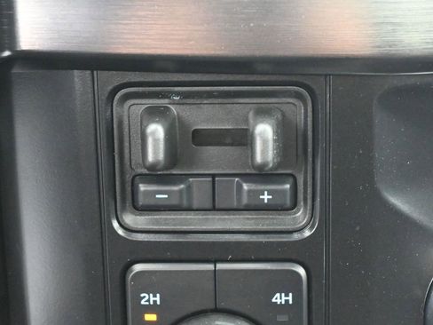 New 2026 Ford F250 Lariat w/ Black Appearance Package image 18