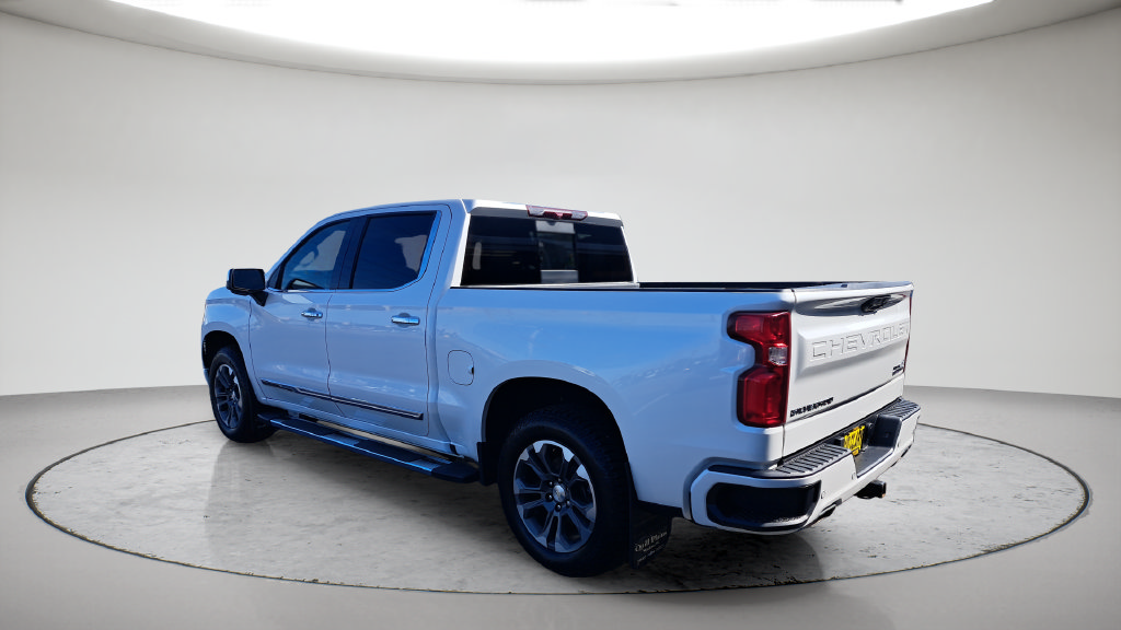 Used 2022 Chevrolet Silverado 1500 High Country w/ Z71 Off-Road Package AWD/4WD image 7