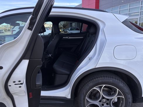 New 2026 Alfa Romeo Stelvio Sprint image 26