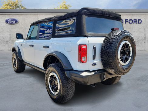 Used 2022 Ford Bronco Black Diamond w/ Sasquatch Package AWD/4WD image 4