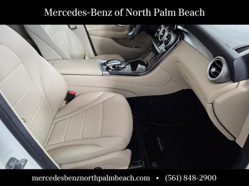 Used 2016 Mercedes-Benz GLC 300 image 23