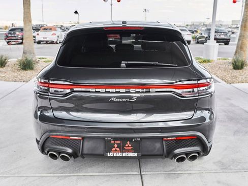Used 2022 Porsche Macan S AWD/4WD image 8