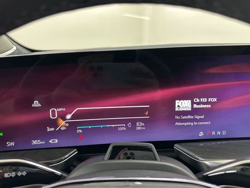 Certified 2025 Cadillac Escalade IQ Sport 2 w/ LPO, ONYX Package image 41