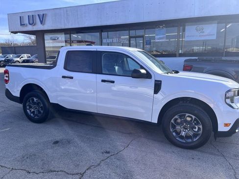New 2025 Ford Maverick XLT w/ Equipment Group 302A image 2