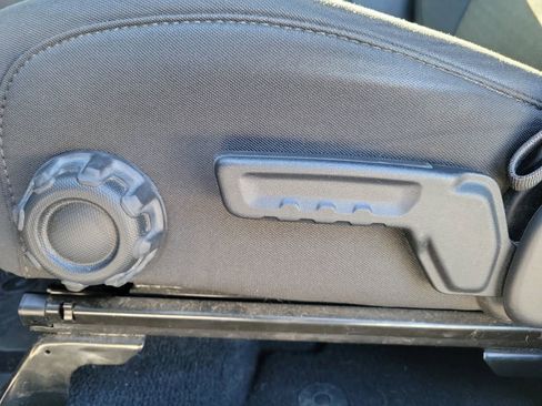 Used 2020 Jeep Gladiator Sport w/ Quick Order Package 24S image 19