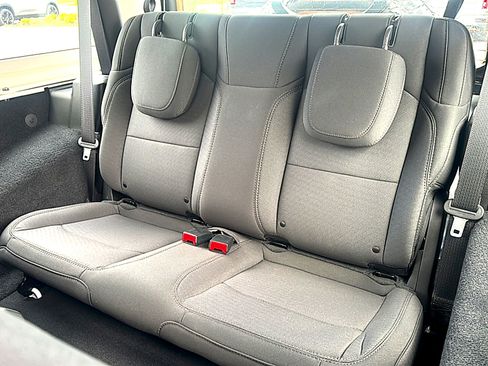 Used 2022 Jeep Wrangler Sport image 16