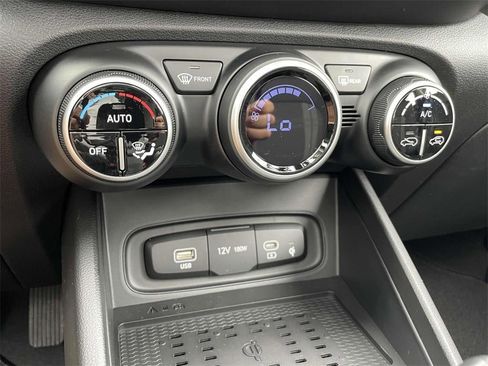 New 2026 Hyundai Venue SEL image 37