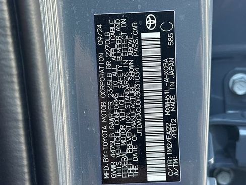 Certified 2024 Toyota Prius Prime FWD image 34
