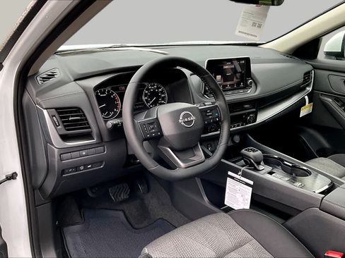 New 2026 Nissan Rogue SV w/ Cold Weather Package FWD image 8