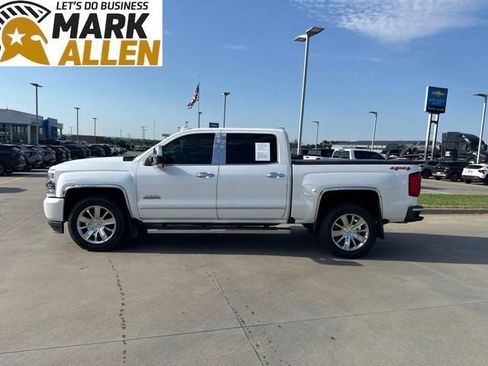 Used 2017 Chevrolet Silverado 1500 High Country AWD/4WD image 3