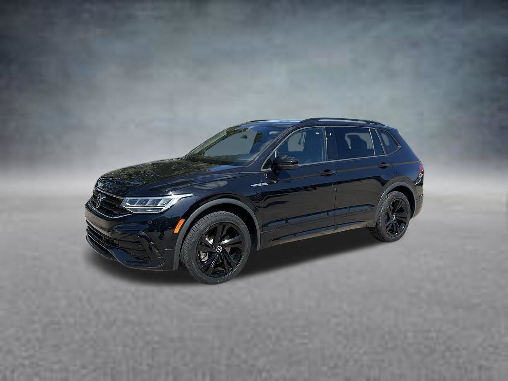 Certified 2023 Volkswagen Tiguan SE R-Line FWD image 2