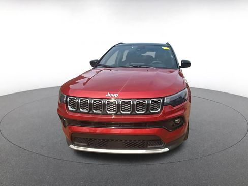 Used 2025 Jeep Compass Limited image 7