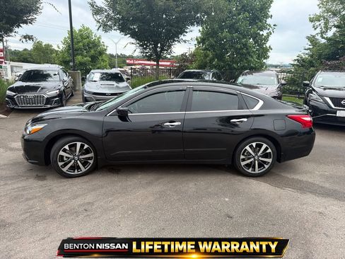 Used 2016 Nissan Altima 3.5 SR FWD image 5
