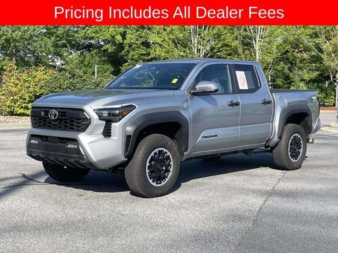 Used 2024 Toyota Tacoma TRD Off-Road AWD/4WD image 1