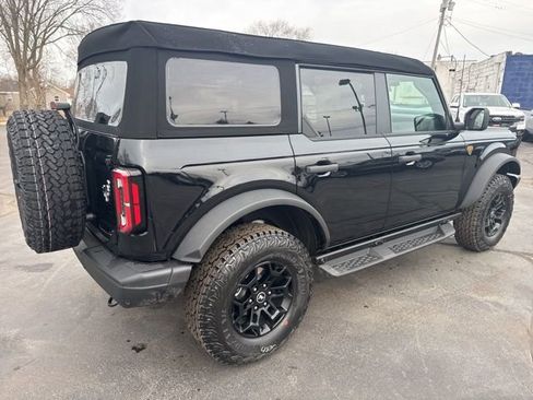 New 2026 Ford Bronco Badlands image 6