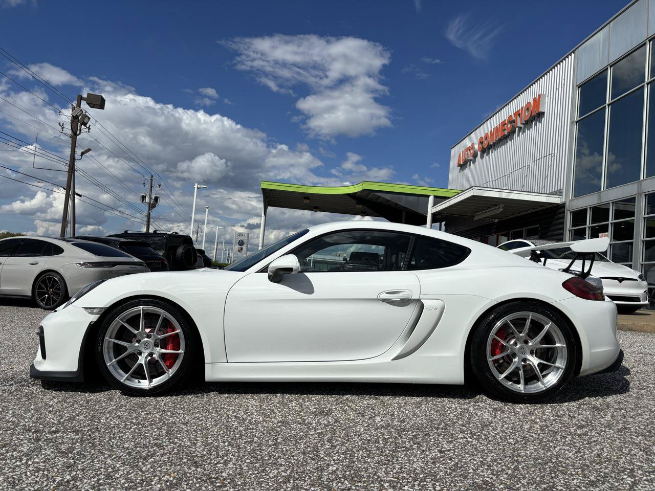 Used 2016 Porsche Cayman GT4 w/ Sport Chrono Package RWD image 4