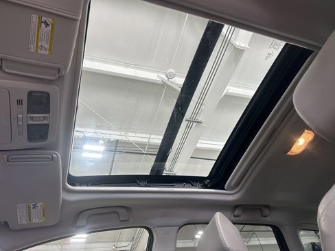 Used 2015 Subaru Forester 2.5i Limited w/ Protection Package #2 image 3