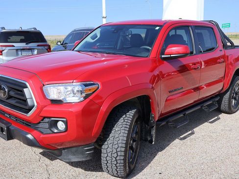 Used 2023 Toyota Tacoma SR5 RWD image 7
