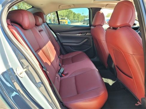 Used 2024 MAZDA MAZDA3 s image 16