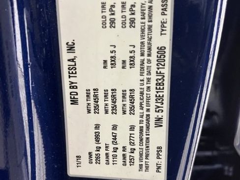 Used 2018 Tesla Model 3 Long Range image 23