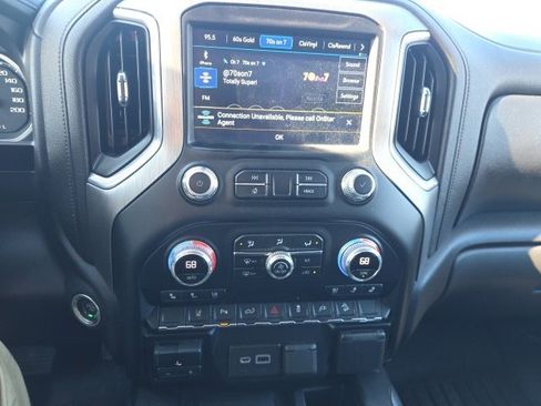 Used 2023 GMC Sierra 2500 Denali w/ Denali Ultimate Package image 19