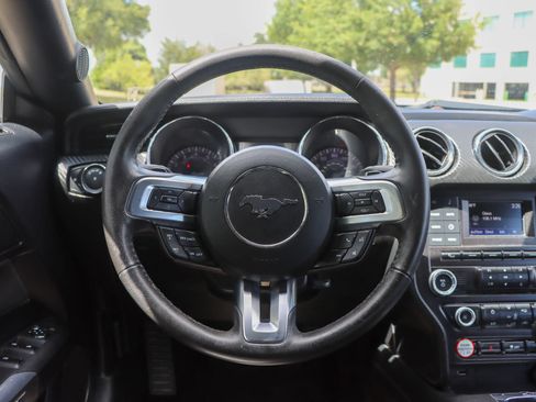 Used 2015 Ford Mustang Convertible w/ Equipment Group 051A RWD image 32