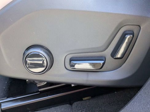 New 2026 Volvo XC60 B5 Plus w/ Protection Package Premier image 24