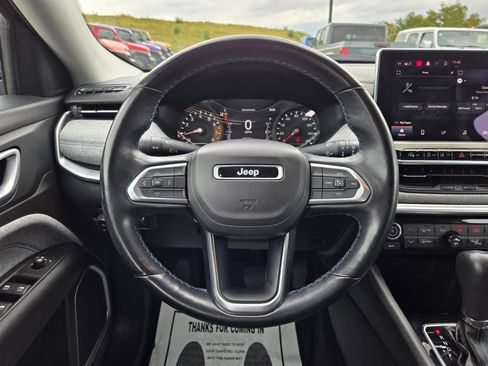 Used 2022 Jeep Compass Latitude w/ Convenience Group FWD image 21