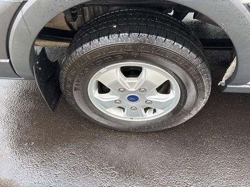 Used 2017 Ford Transit 350 XLT image 32