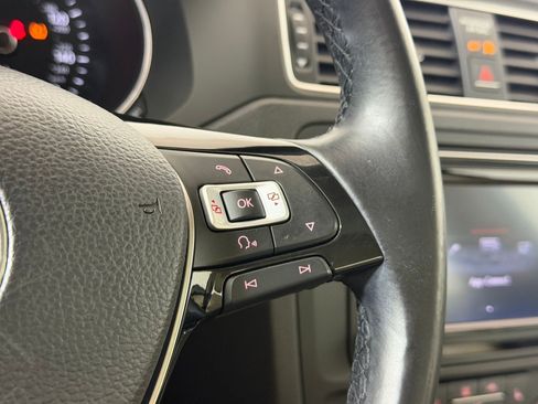 Used 2017 Volkswagen Jetta SE image 29