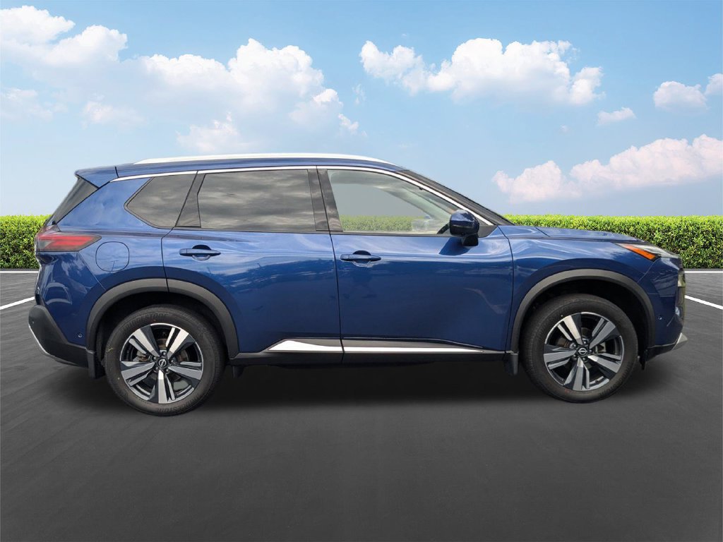 Used 2023 Nissan Rogue Platinum w/ Platinum Premium Package AWD/4WD image 3
