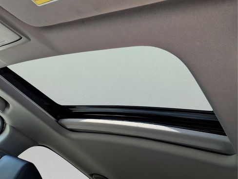 Used 2022 Honda CR-V EX-L image 12