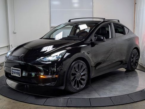 Used 2022 Tesla Model Y Performance AWD/4WD image 4