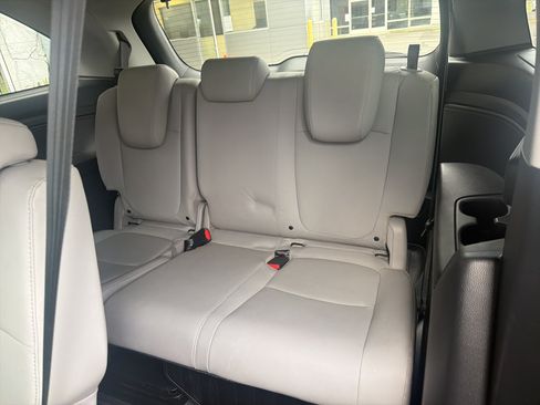 Used 2019 Honda Odyssey EX-L image 9
