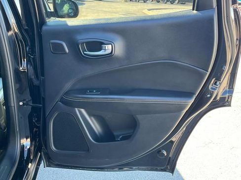 Certified 2021 Jeep Compass Latitude w/ Sun and Sound Group image 9