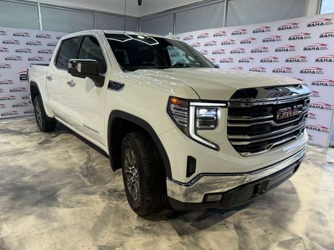 Used 2025 GMC Sierra 1500 SLT image 6
