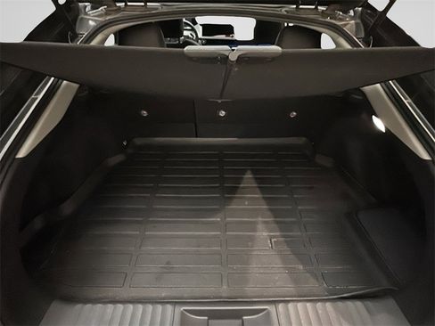 Used 2024 Toyota Prius XLE image 20