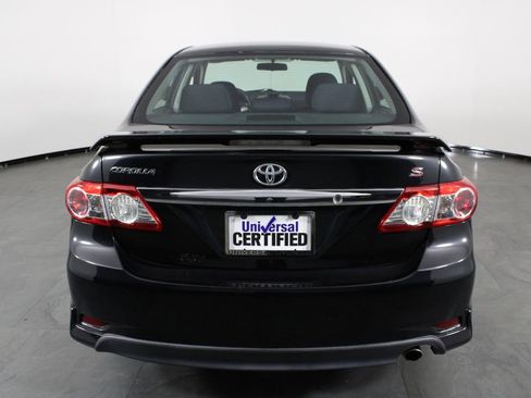 Used 2013 Toyota Corolla S image 9