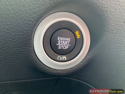 New 2026 Chrysler Pacifica Limited image 12