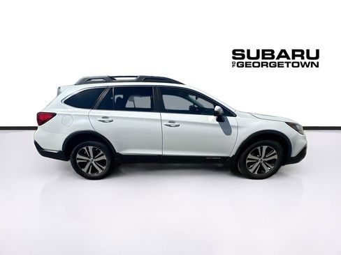 Used 2019 Subaru Outback 3.6R Limited image 9