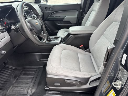 Used 2019 Chevrolet Colorado W/T image 10