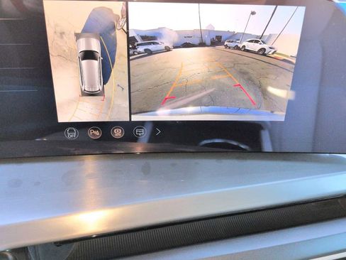 New 2026 Cadillac Vistiq Sport image 20