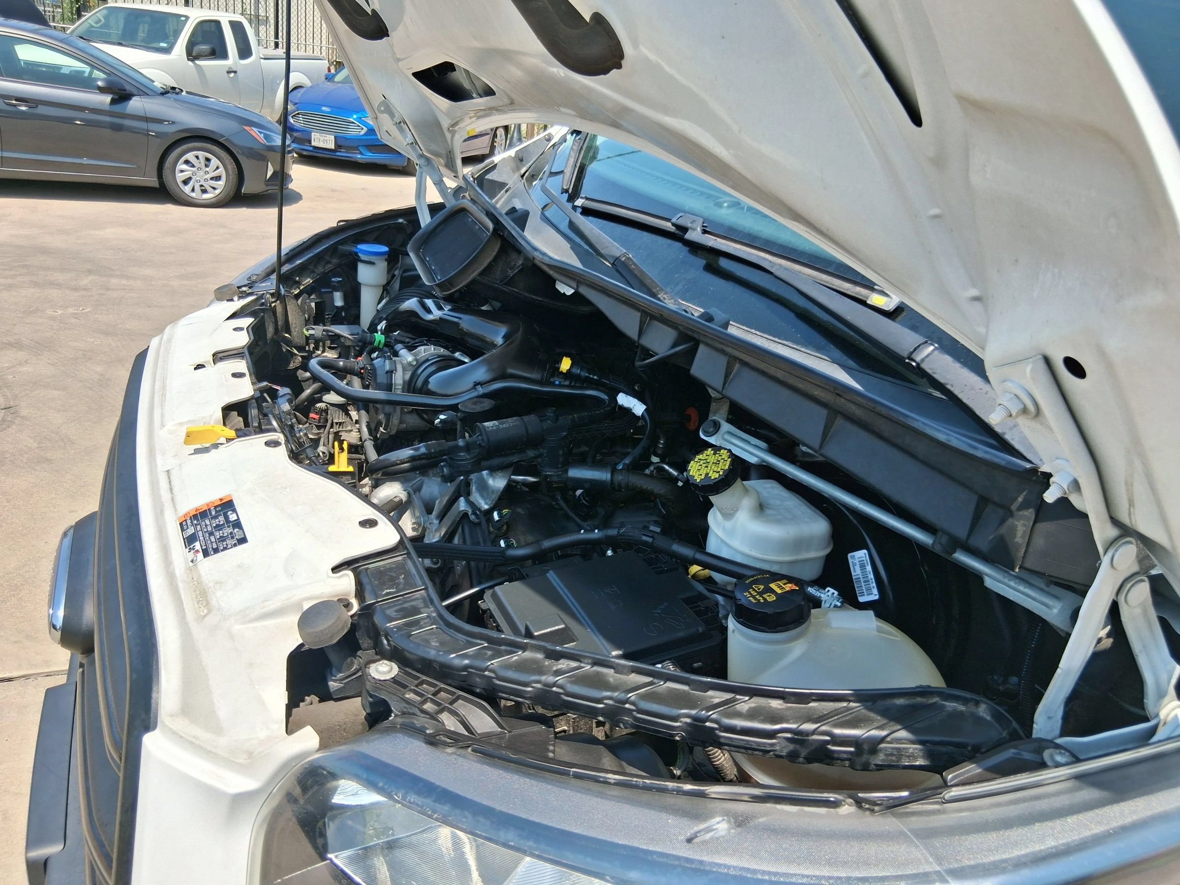Used 2020 Ford Transit 150 XL RWD image 17