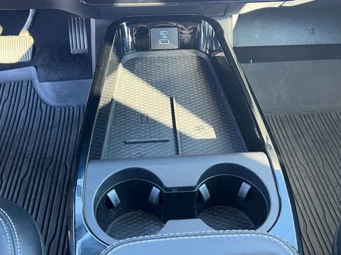 Used 2022 Ford Mustang Mach-E Select image 31