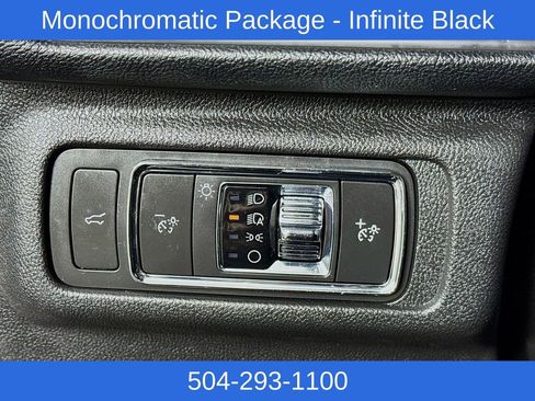 Used 2022 Lincoln Corsair Reserve image 10