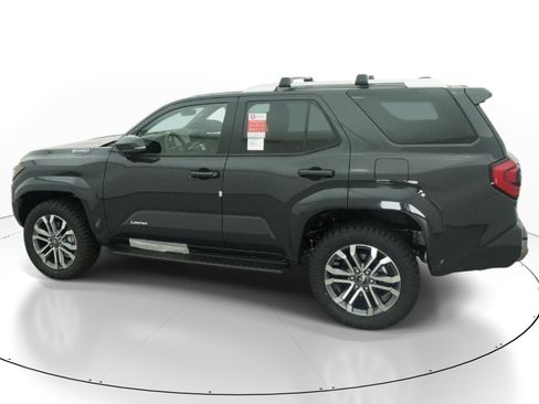 New 2026 Toyota 4Runner Limited AWD/4WD image 4