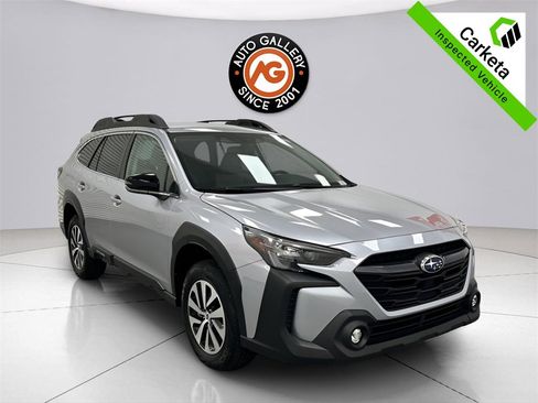 Used 2024 Subaru Outback Premium image 1
